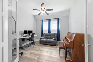 453 Horizon Light Ln, Katy, TX 77493 - Photo 4