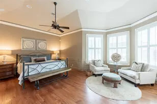 24 Village Oaks Ln, Houston, TX 77055 - Photo 16