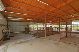 3755 County Rd 160, Alvin, TX 77511 - Photo 40