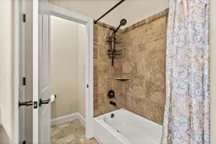 3755 County Rd 160, Alvin, TX 77511 - Photo 18