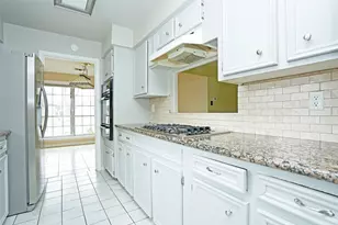 2410 Chanay Ln, Houston, TX 77339 - Photo 6