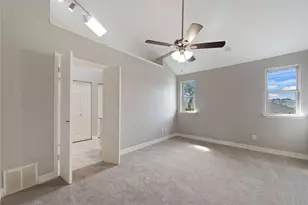 8818 Vinkins Rd, Houston, TX 77071 - Photo 12