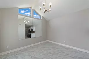 8818 Vinkins Rd, Houston, TX 77071 - Photo 20