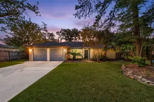 2006 Mermaid Ln, Houston, TX 77062 - Photo 4