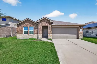 8043 Black Forest Lane, Rosharon, TX 77583 - Photo 1
