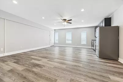 3618 Garrott Street #17, Houston, TX 77006 - Photo 4