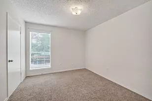 2800 Jeanetta St, Houston, TX 77063 - Photo 22