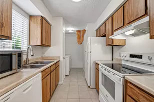 2800 Jeanetta St, Houston, TX 77063 - Photo 14