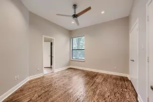 3 Hillside View Pl, The Woodlands, TX 77381 - Photo 12