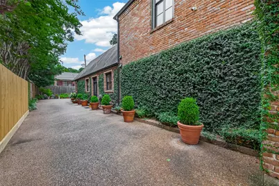 2030 Southgate Boulevard, Houston, TX 77030 - Photo 28