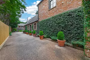 2030 Southgate Blvd, Houston, TX 77030 - Photo 28