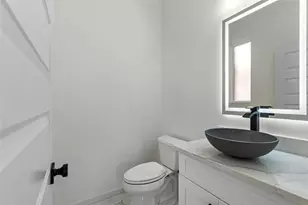 2934 El Fenice Ln, Houston, TX 77057 - Photo 8
