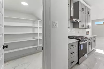 2934 El Fenice Lane, Houston, TX 77057 - Photo 6