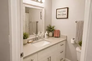 3419 Meadowview Dr, Missouri City, TX 77459 - Photo 8