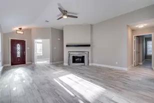 3331 Hemingway Dr, Montgomery, TX 77356 - Photo 8