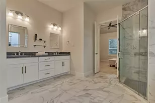 71 Victoria Dr W, Montgomery, TX 77356 - Photo 26