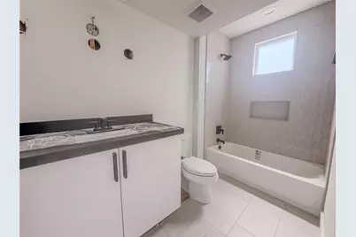 11606 Royal Parkside Place, Houston, TX 77082 - Photo 32