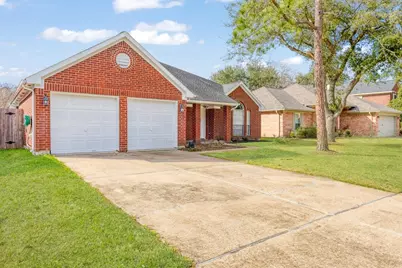 2922 Abbey Field Drive, Pearland, TX 77584 - Photo 2