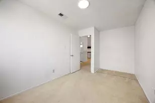 7092 Greenway Chase St, Houston, TX 77072 - Photo 26