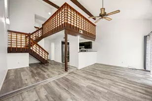 7092 Greenway Chase St, Houston, TX 77072 - Photo 8