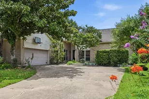 13026 Waldemere Dr, Houston, TX 77077 - Photo 6