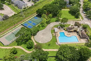 13026 Waldemere Dr, Houston, TX 77077 - Photo 36