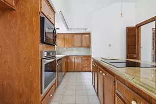 13026 Waldemere Dr, Houston, TX 77077 - Photo 14