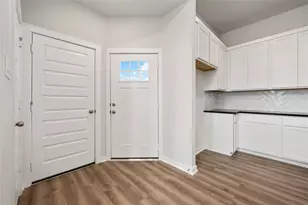 502 Tejas Vlg Pkwy, Beasley, TX 77417 - Photo 4