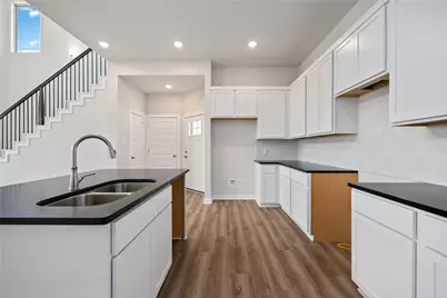 502 Tejas Village Parkway, Beasley, TX 77417 - Photo 6