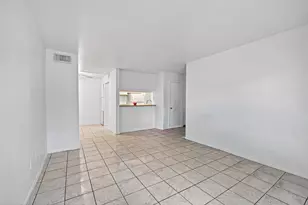7200 Clarewood Dr, Houston, TX 77036 - Photo 4