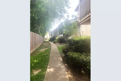 7200 Clarewood Drive #1904, Houston, TX 77036 - Photo 10