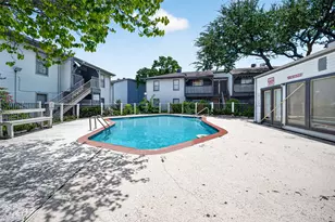 7200 Clarewood Dr, Houston, TX 77036 - Photo 22