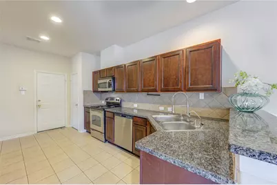 3947 Calgary Circle, Missouri City, TX 77459 - Photo 10
