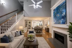 2905 W Dallas St, Houston, TX 77019 - Photo 1