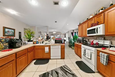 6140 Dunbar Court, League City, TX 77573 - Photo 10