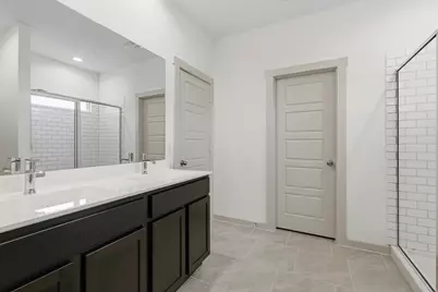 12515 Newport Arch Lane, Houston, TX 77047 - Photo 16