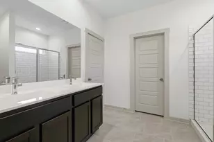 12515 Newport Arch Ln, Houston, TX 77047 - Photo 16