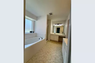 805 N Belle Drive, Angleton, TX 77515 - Photo 12