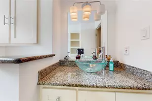 1915 Ashford Hollow Ln, Houston, TX 77077 - Photo 30