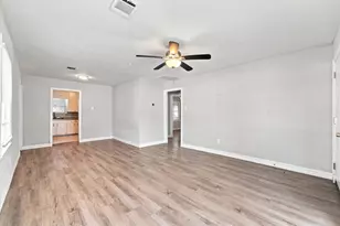409 Alastair Dr, Pasadena, TX 77506 - Photo 8