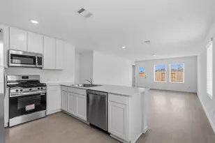 925 Lago Laceno Ln, Huffman, TX 77336 - Photo 4