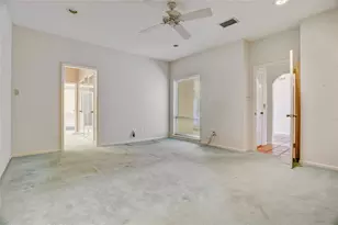 44 Crestwood Cir, Sugar Land, TX 77478 - Photo 12