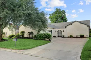 44 Crestwood Cir, Sugar Land, TX 77478 - Photo 1