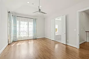 10902 Grove Tree Ln, Houston, TX 77043 - Photo 24