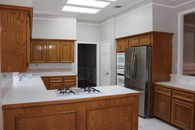 1911 Hidden Cove Court, League City, TX 77573 - Photo 2