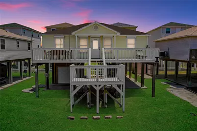 81 Santar Loop, Surfside Beach, TX 77541 - Photo 1