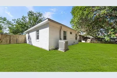 900 Largo Street, Baytown, TX 77520 - Photo 22