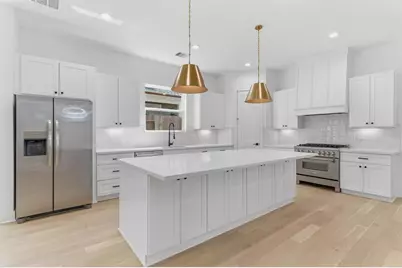 1005 Walton Street, Houston, TX 77009 - Photo 12