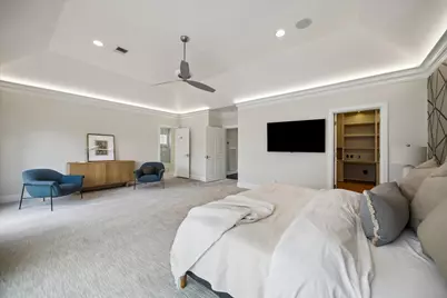 3738 Wickersham Ln, Houston, TX 77027 - Photo 16