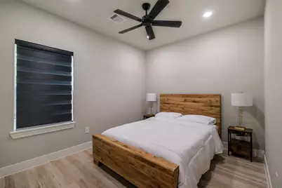 8326 Mariah Street #B, Houston, TX 77051 - Photo 10
